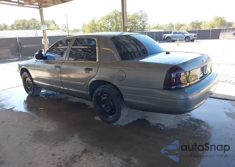 2011 Ford Crown Victoria Police Interceptor из США, поврежденный, VIN 2FABP7BV4BX131576